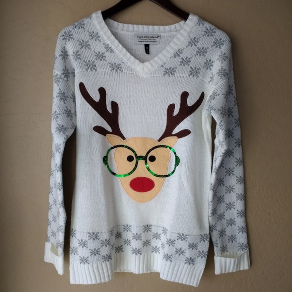 Tiara Sweaters - Tiara International Christmas Reindeer Sweater